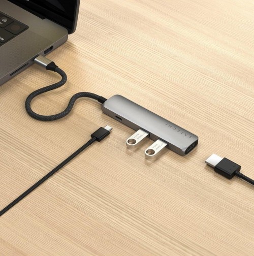 Satechi 4-in-1 USB-C Slim Multiport Adapter 4K