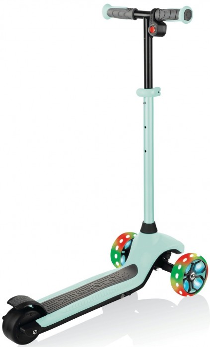 Globber E-Motion 4 Plus