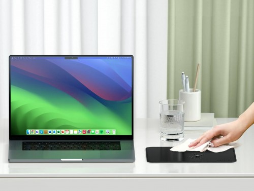 Satechi Vegan-Leather Premium Mouse Pad