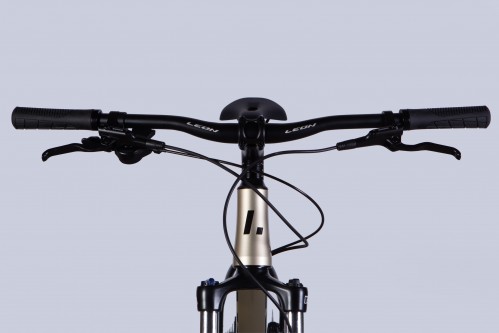 Leon XC 75 HDD 27.5 2025 frame 18