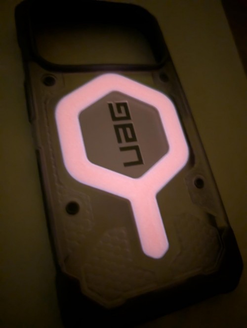 UAG Pathfinder Clear with Magnet and Lanyard for iPhone 17 P
