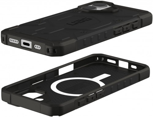UAG Pathfinder with Magsafe for iPhone 17