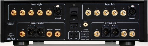 Задняя панель