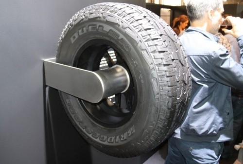 Bridgestone Dueler A/T 001