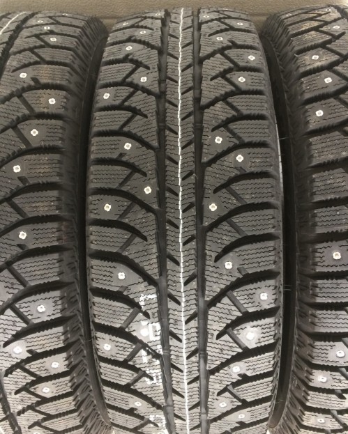 Bridgestone Ice Cruiser 7000S