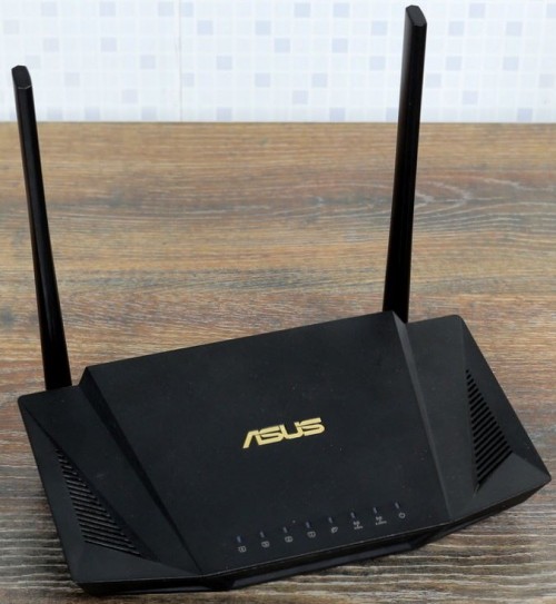 Asus RT-AX56U