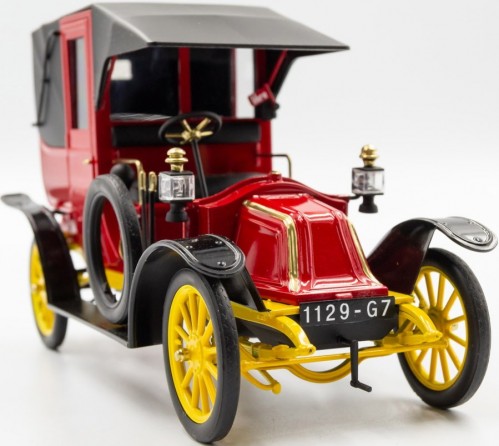 ICM Type AG 1910 Paris Taxi (1:24)