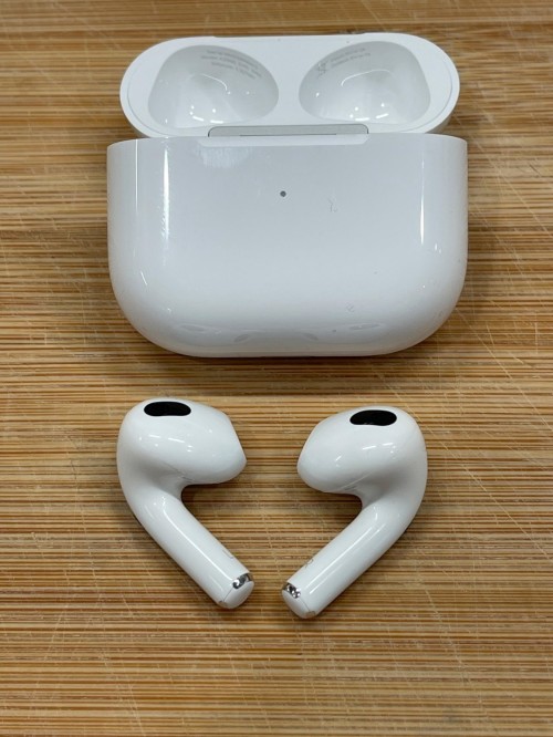 Apple AirPods 3