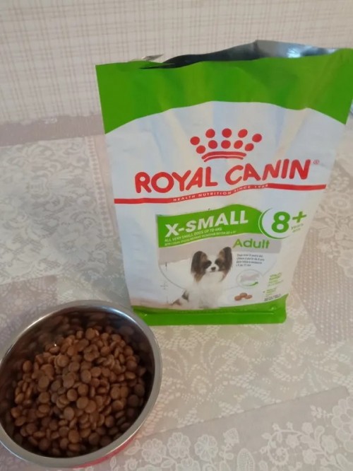 Royal Canin X-Small Adult 8+ 3 kg