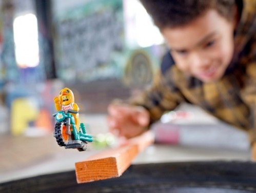 Lego Chicken Stunt Bike 60310
