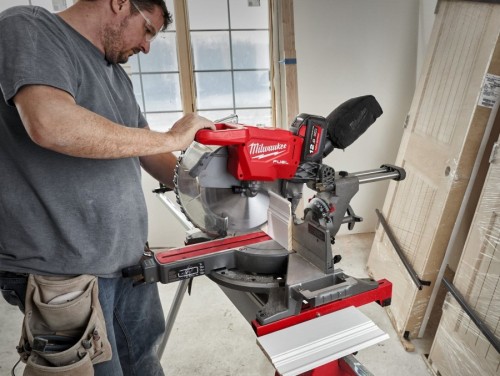 Milwaukee M18 FMS305-121