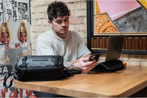 WANDRD Roam Sling 6