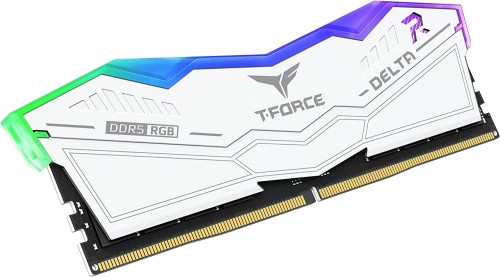 Team Group T-FORCE Delta RGB DDR5 2x16Gb