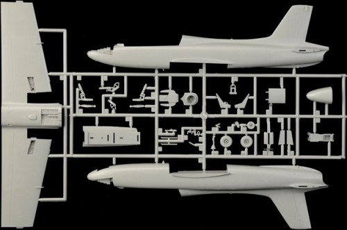 ITALERI MB 326 (1:48)