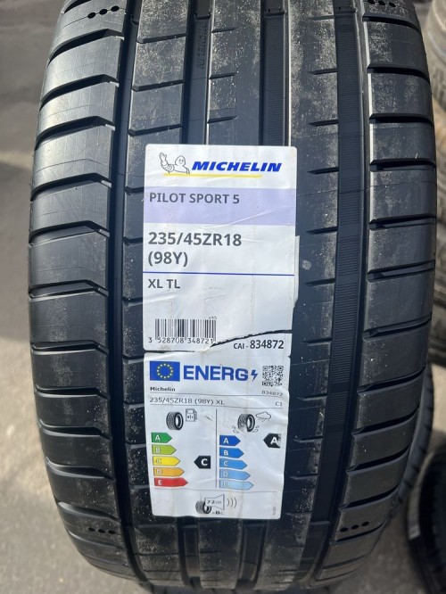 Michelin Pilot Sport 5