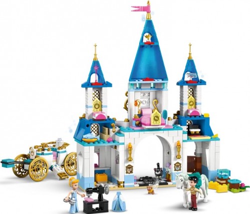 Lego Cinderellas Castle and Horse Carriage 43275