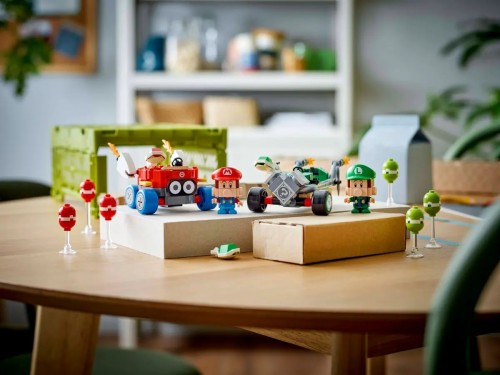 Lego Mario Kart Baby Mario vs Baby Luigi 72034