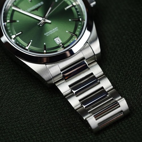 Longines Conquest L3.720.4.02.6