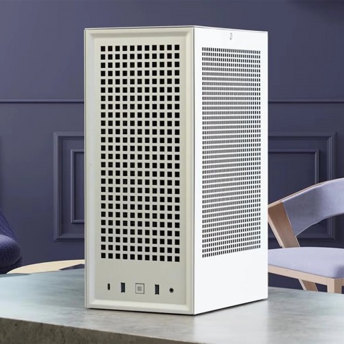 HYTE Revolt 3 White