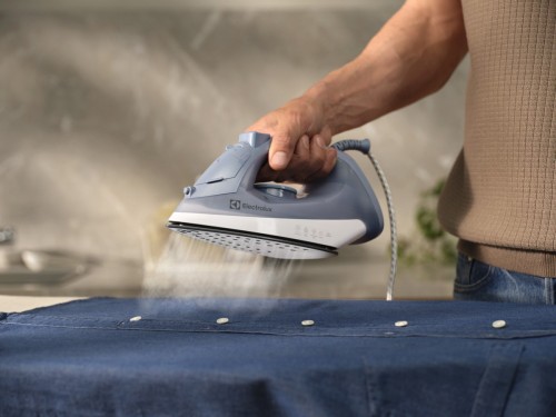 Electrolux Care 300 E3SI1-2DB