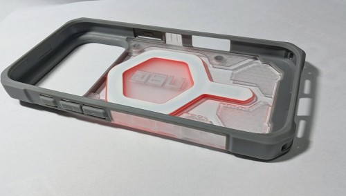 UAG Pathfinder Clear with Magnet and Lanyard for iPhone 17 P