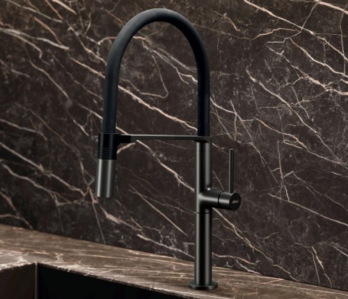 Elleci Nami MOKNAMBK