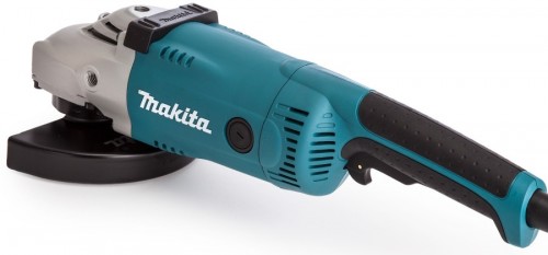 Makita GA7020