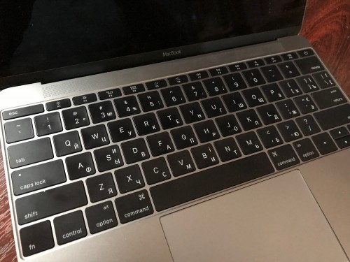 Apple MacBook 12" (2017)