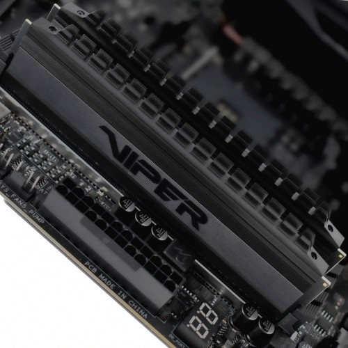 Patriot Viper 4 Blackout DDR4