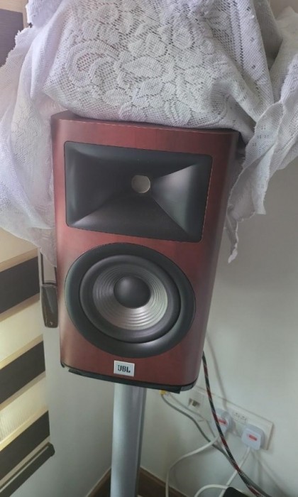 JBL Studio 630