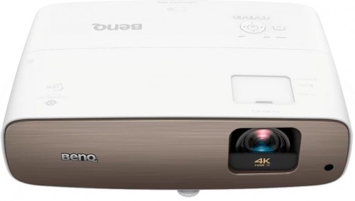 BenQ W2710i