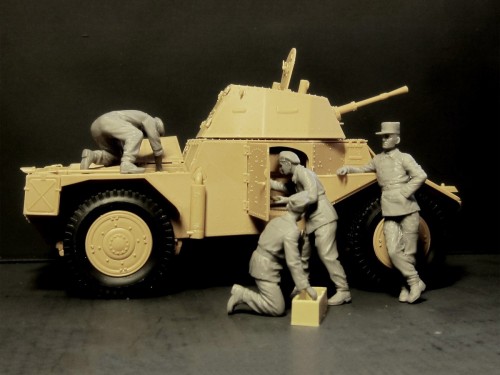 ICM French Armoured Vehicle Crew (1940) (1:35)