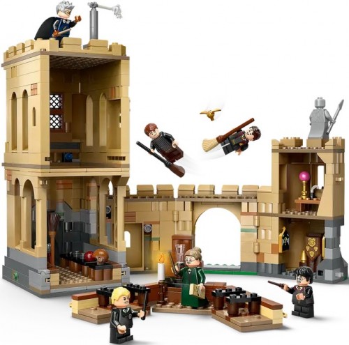 Lego Hogwarts Castle Flying Lessons 76447