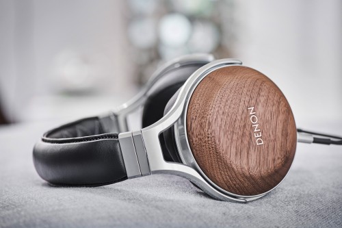 Denon AH-D7200