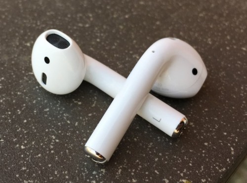 Apple AirPods