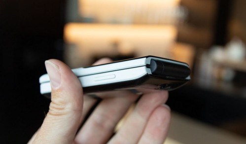 Nokia 2720 Flip