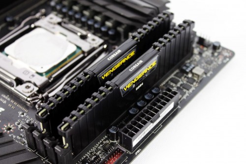 Corsair Vengeance LPX DDR4 2x16Gb