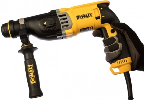 DeWALT D25143K