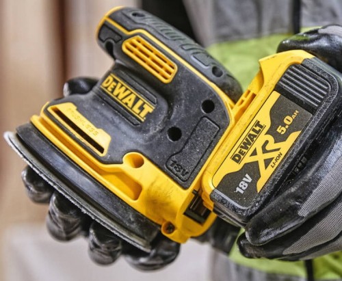 DeWALT DCW210P2