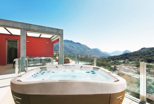 Jacuzzi J585 231x231