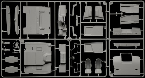 ITALERI Volvo FH4 Globetrotter Medium Roof (1:24)