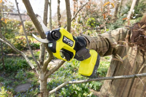 Ryobi ONE+ RY18SCXA-120