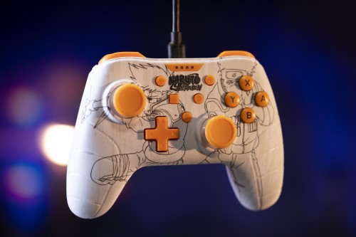 Konix Kakashi White Controller for Switch