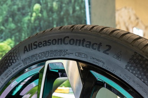 Continental AllSeasonContact 2