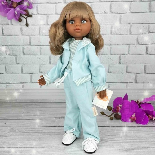 Paola Reina Cora 04869