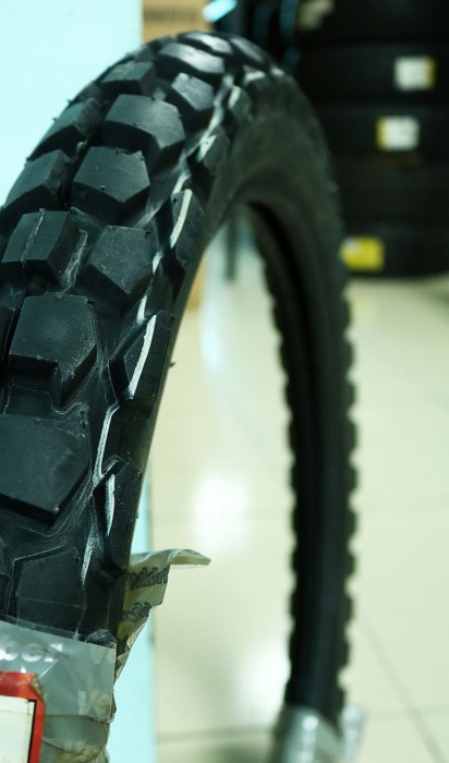 Vee Rubber VRM-221