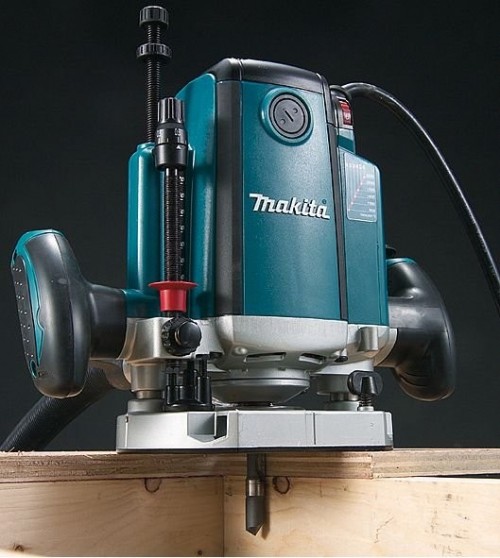 Makita RP2300FCX