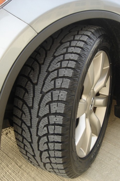 Hankook I*pike RW11