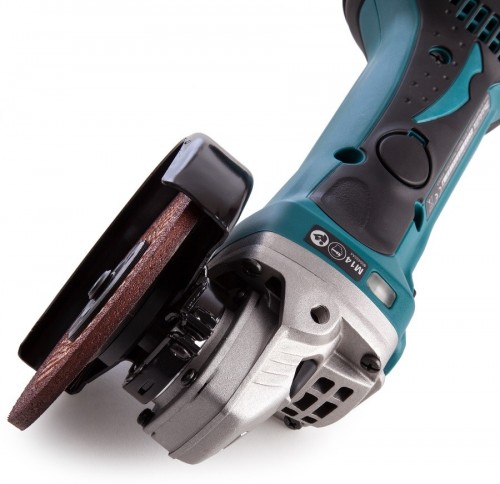 Makita DGA452Z