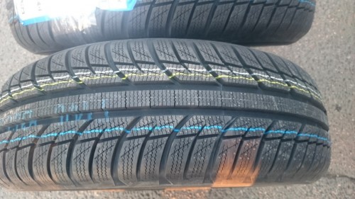 Toyo Snowprox S943